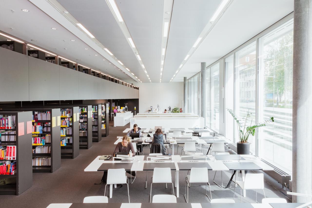 FHNW Campus Olten 3__@ Grabowicz