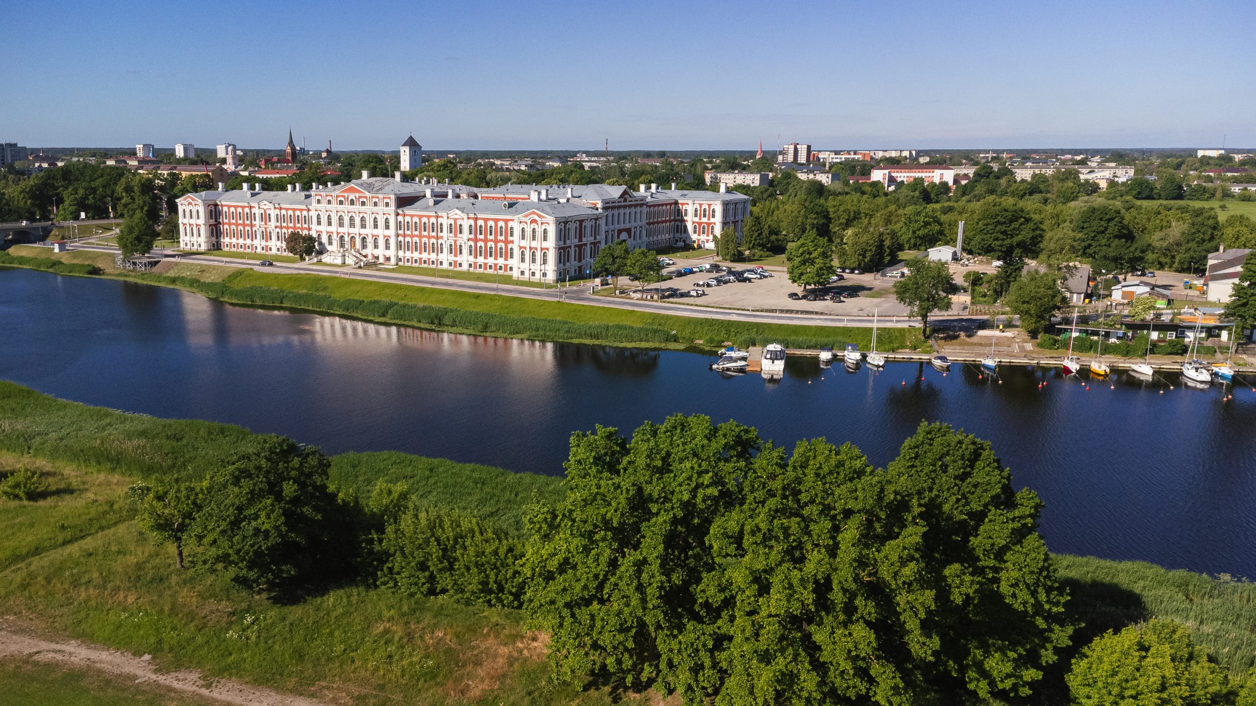 jelgavas-pils-drons-001-240611