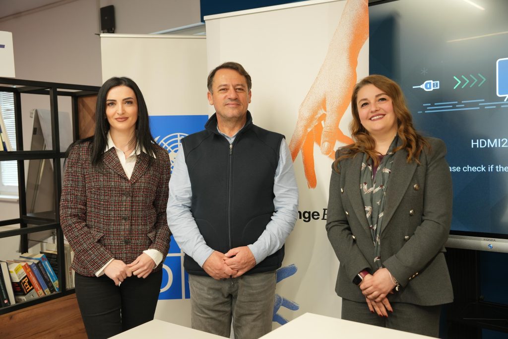 The picture shows the participants of the The M.A.R.K.E.T. Student Pop-Up at SEEU.