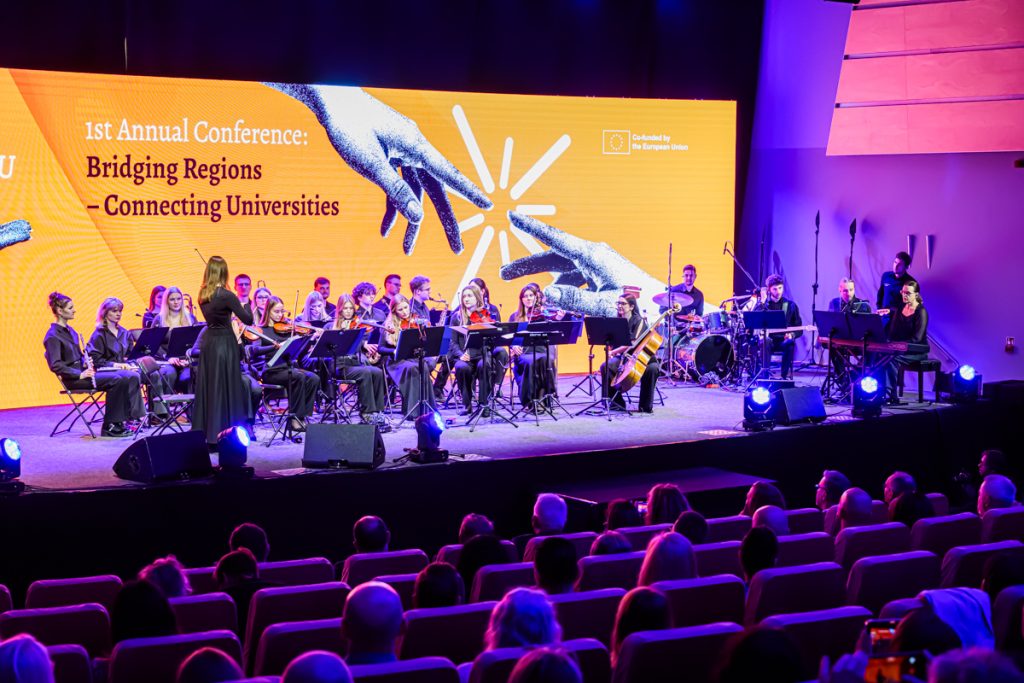 Musicians perform on stage during the artistic part of the ChallengeEU 1st Annual Conference.