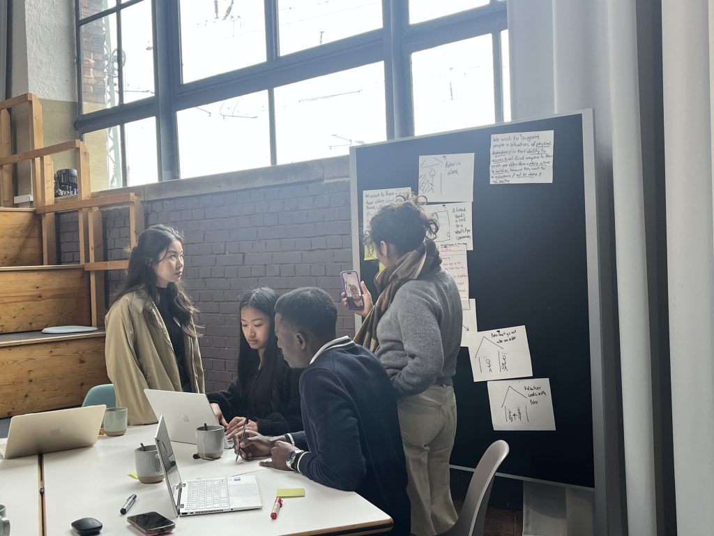 The picture shows the participants of the Positive Impact Challenge in Freiburg. 