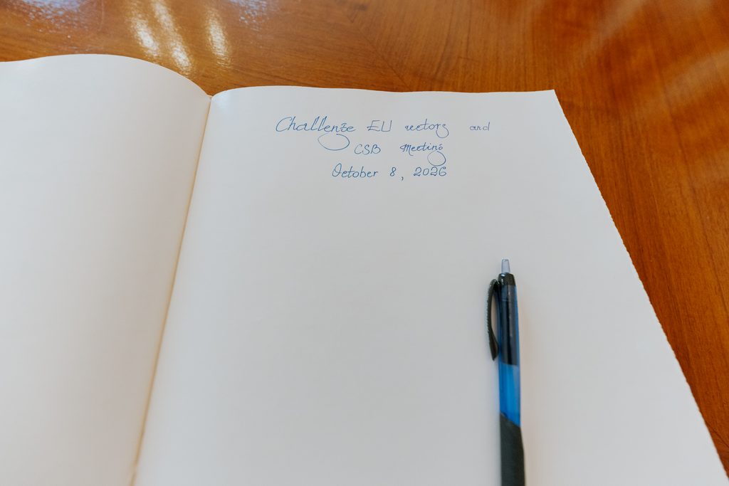 Commemorative guestbook